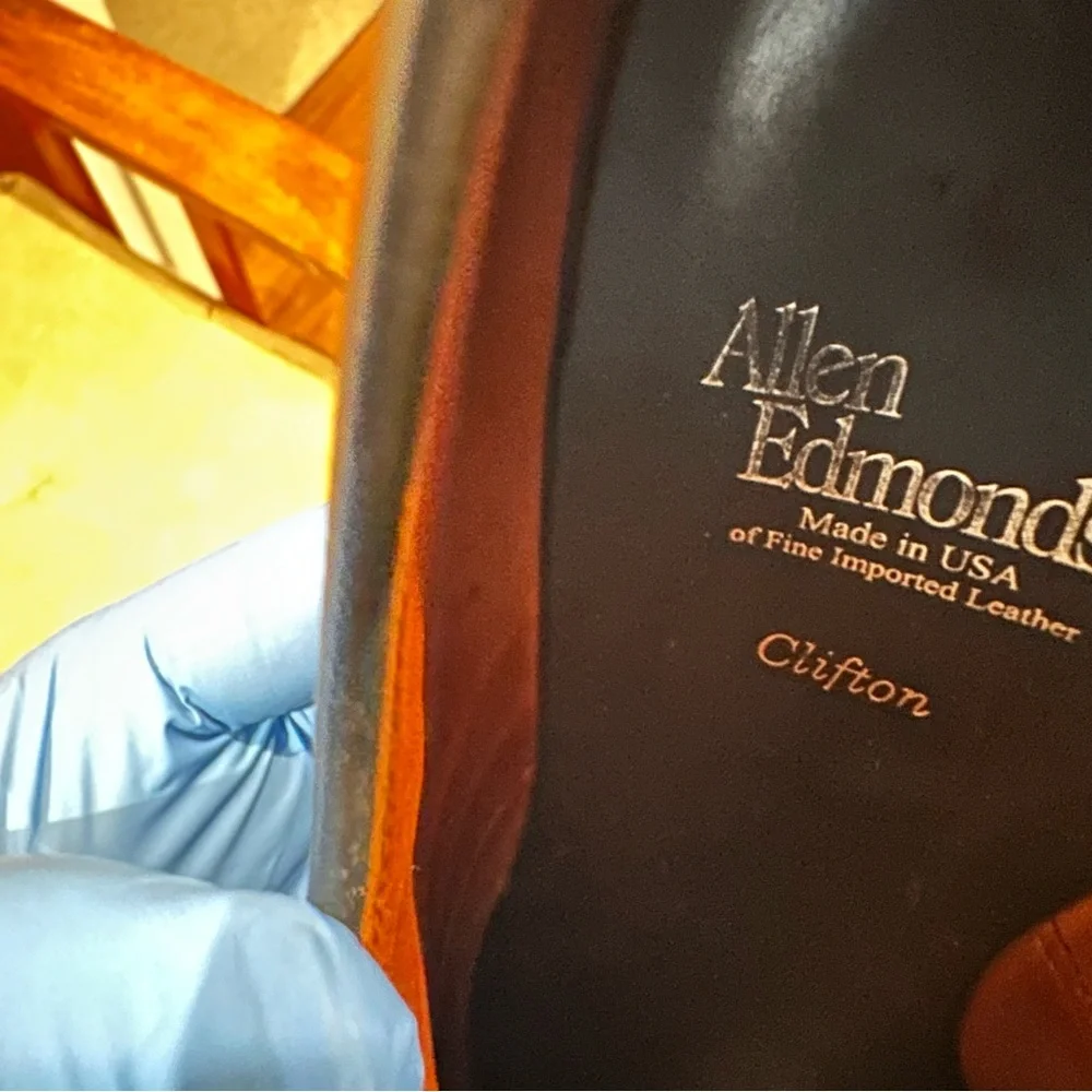 Allen Edmonds Burgundy Leather Cap-Toe Derbys - Picture 14 of 15